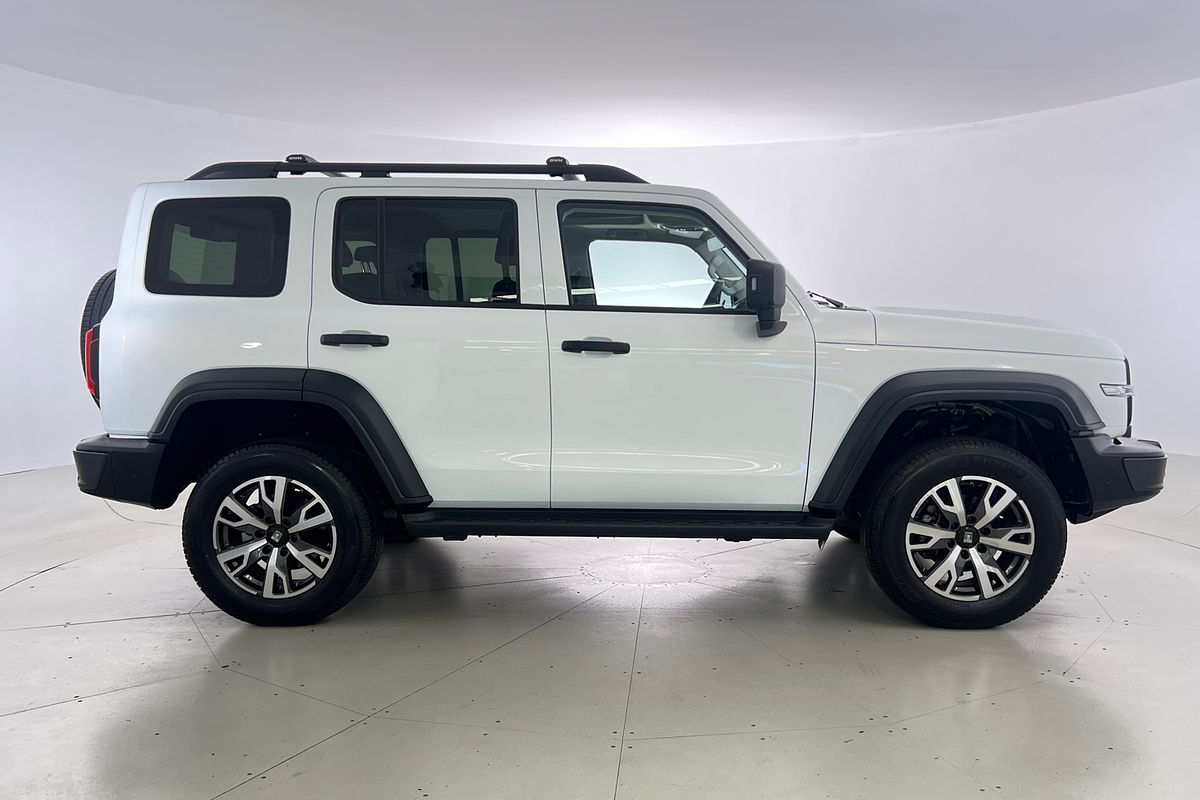 2024 GWM Tank 300 Ultra Hybrid P01