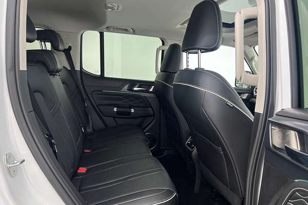 2024 GWM Tank 300 Ultra Hybrid P01 thumb-15