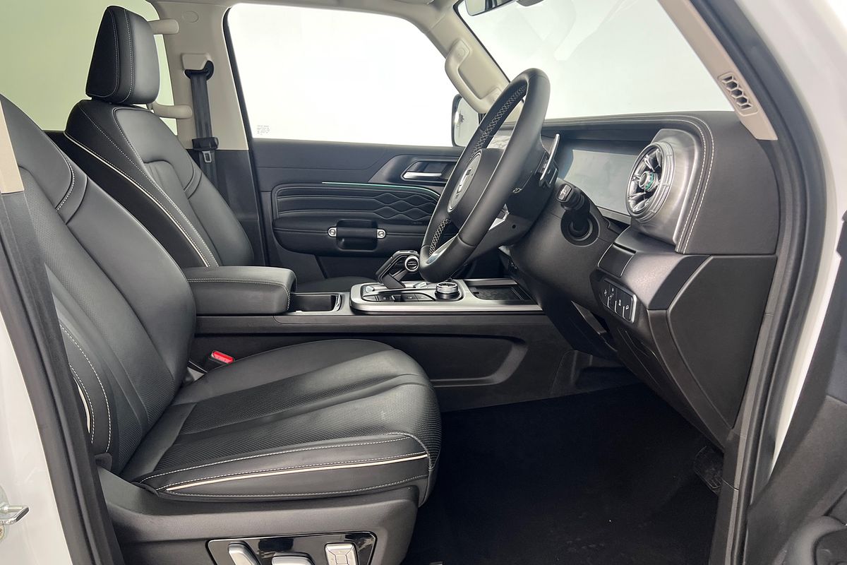 2024 GWM Tank 300 Ultra Hybrid P01