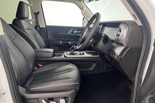 2024 GWM Tank 300 Ultra Hybrid P01 thumb-8