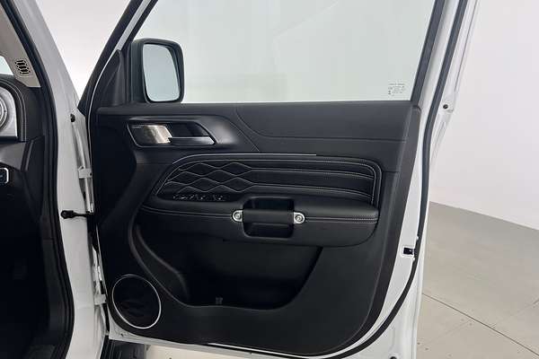 2024 GWM Tank 300 Ultra Hybrid P01 thumb-10