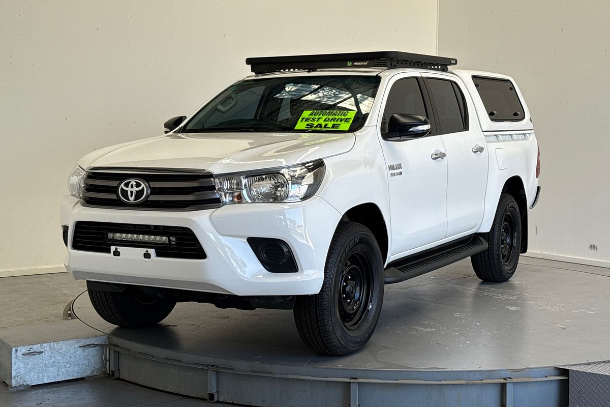 2017 Toyota Hilux SR GUN126R 4X4