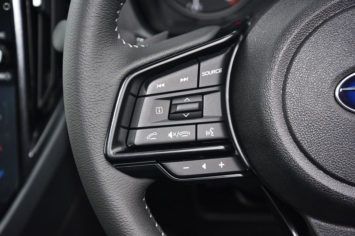 2025 Subaru Forester Premium S6