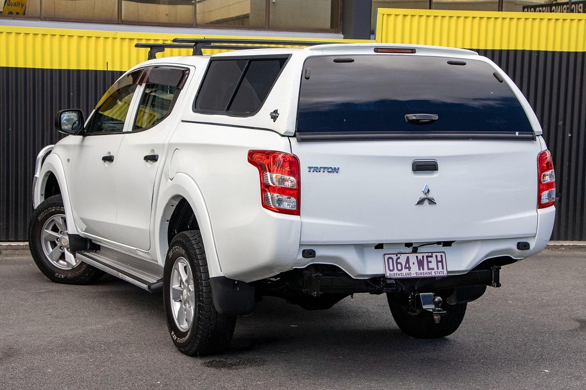 2015 Mitsubishi Triton GLX MQ 4X4
