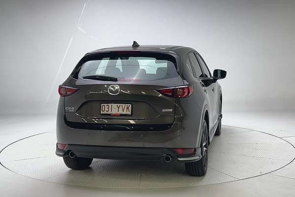 2018 Mazda CX-5 Touring KF Series thumb-1