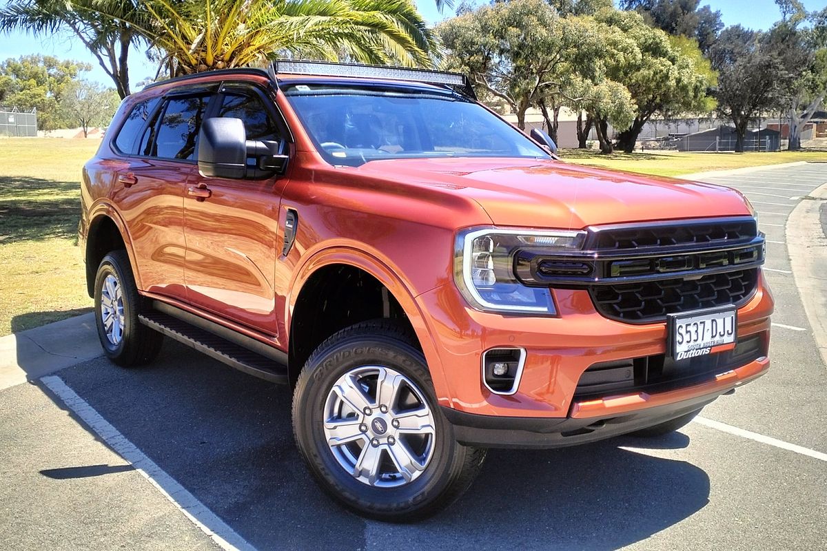 2023 Ford Everest Ambiente 2.0L