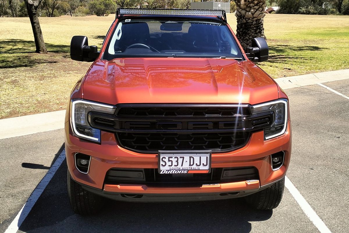 2023 Ford Everest Ambiente 2.0L