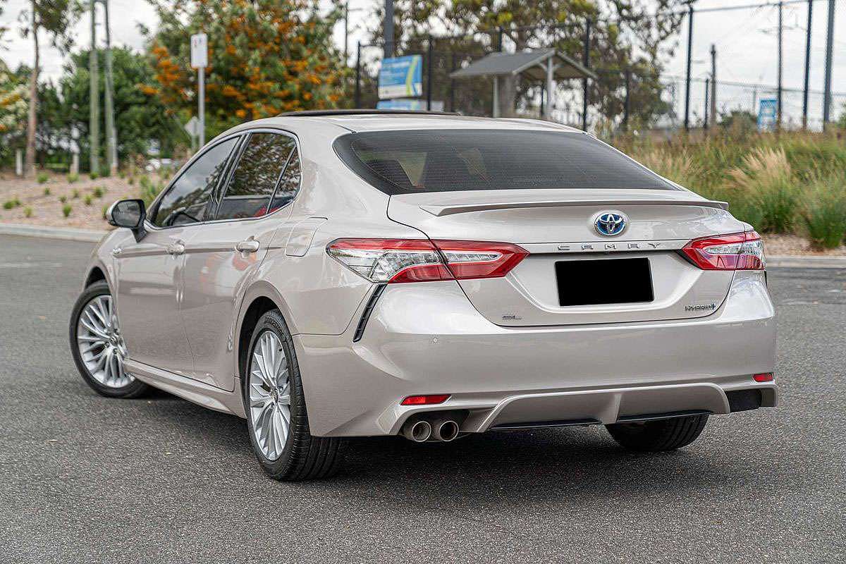 2020 Toyota Camry SL AXVH70R
