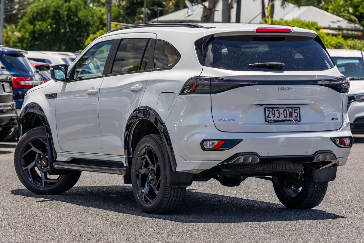 2025 Isuzu MU-X X-TERRAIN