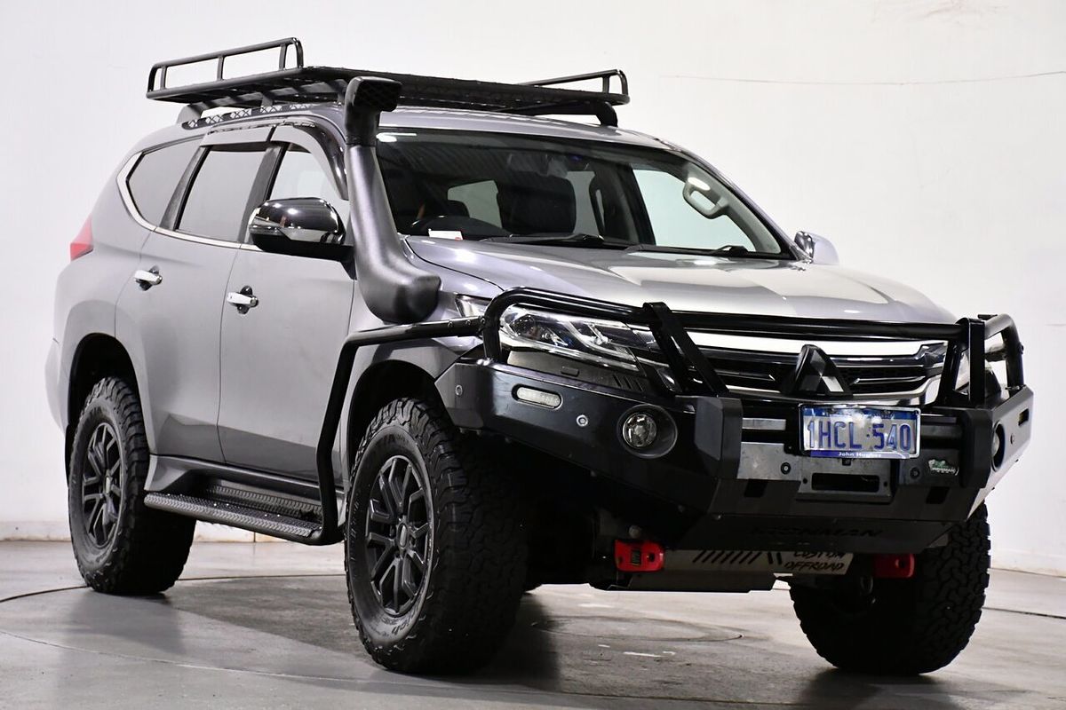 2017 Mitsubishi Pajero Sport Exceed QE