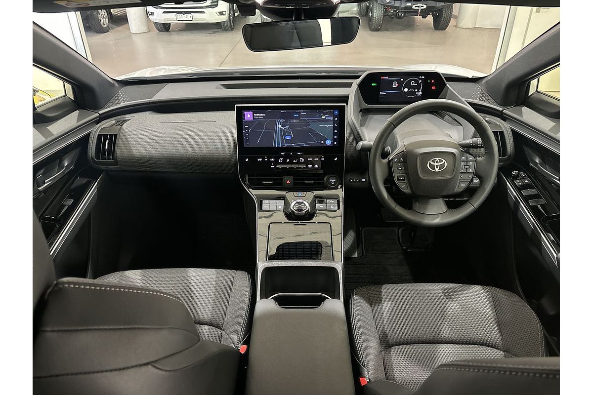 2024 Toyota bZ4X XEAM10R