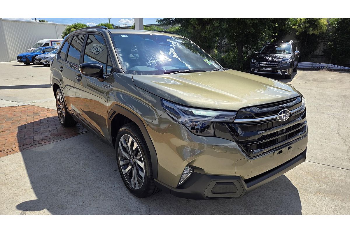 2025 Subaru Forester Hybrid Touring S6