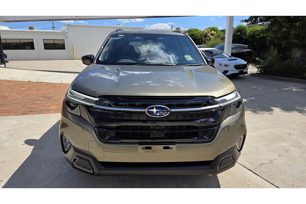 2025 Subaru Forester Hybrid Touring S6