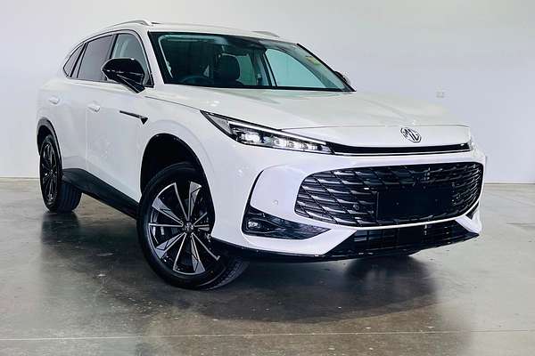 2025 MG HS Essence AS33