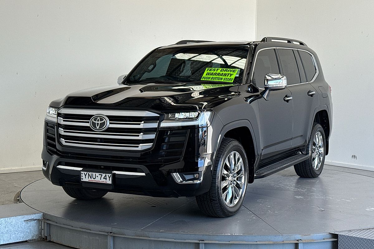 2024 Toyota Landcruiser Sahara ZX FJA300R