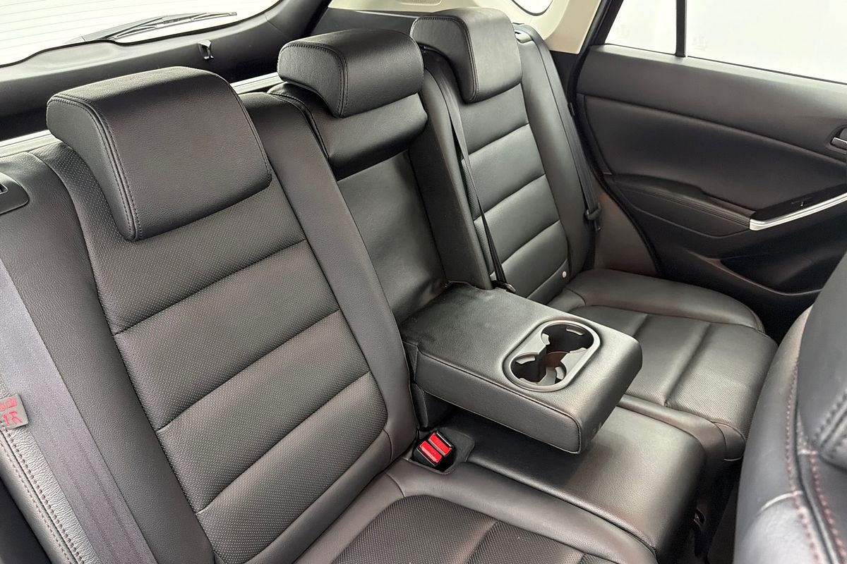 2015 Mazda CX-5 Grand Touring KE Series 2