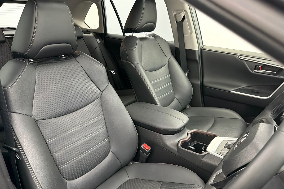 2022 Toyota RAV4 Cruiser AXAH54R