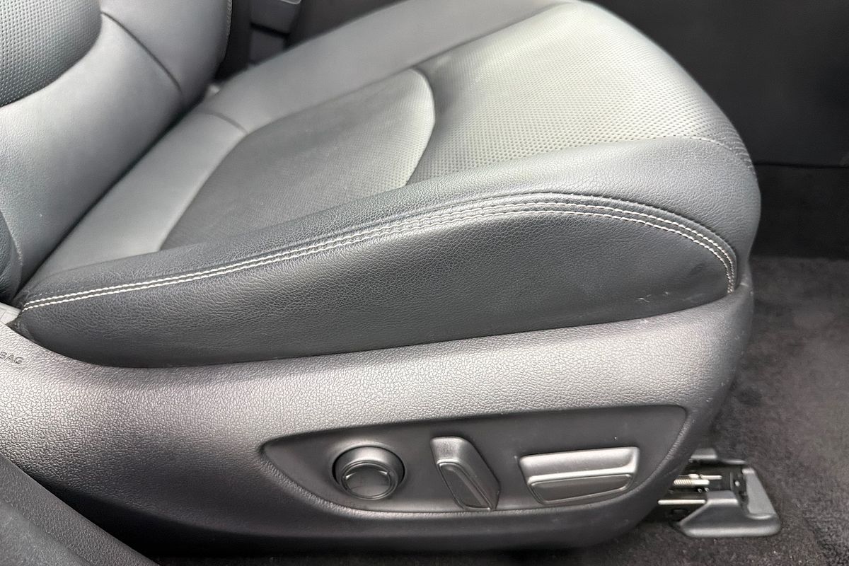 2022 Toyota RAV4 Cruiser AXAH54R