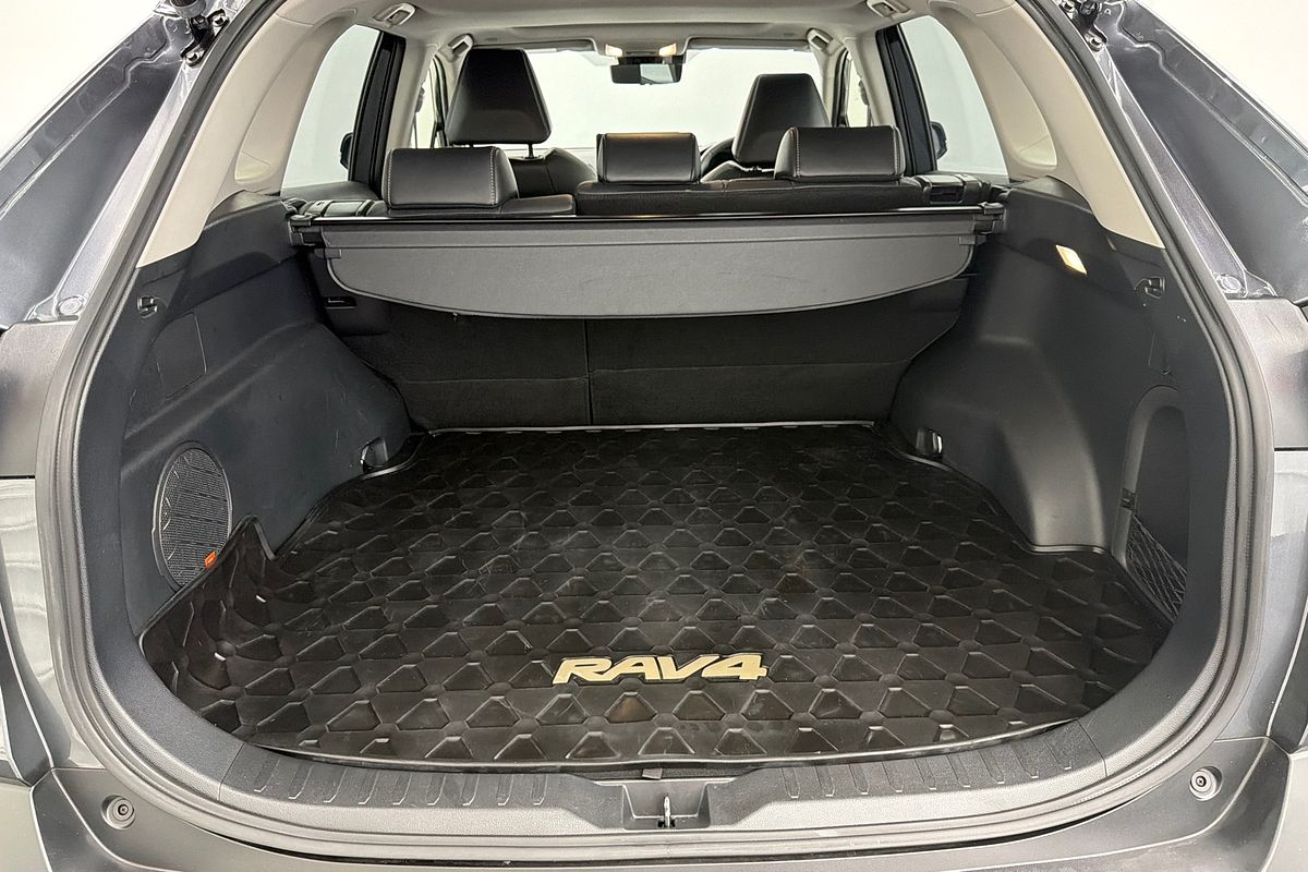 2022 Toyota RAV4 Cruiser AXAH54R