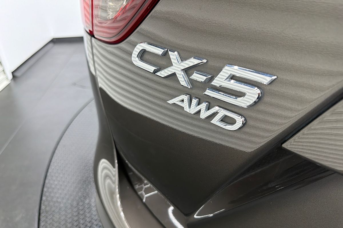 2015 Mazda CX-5 Grand Touring KE Series 2