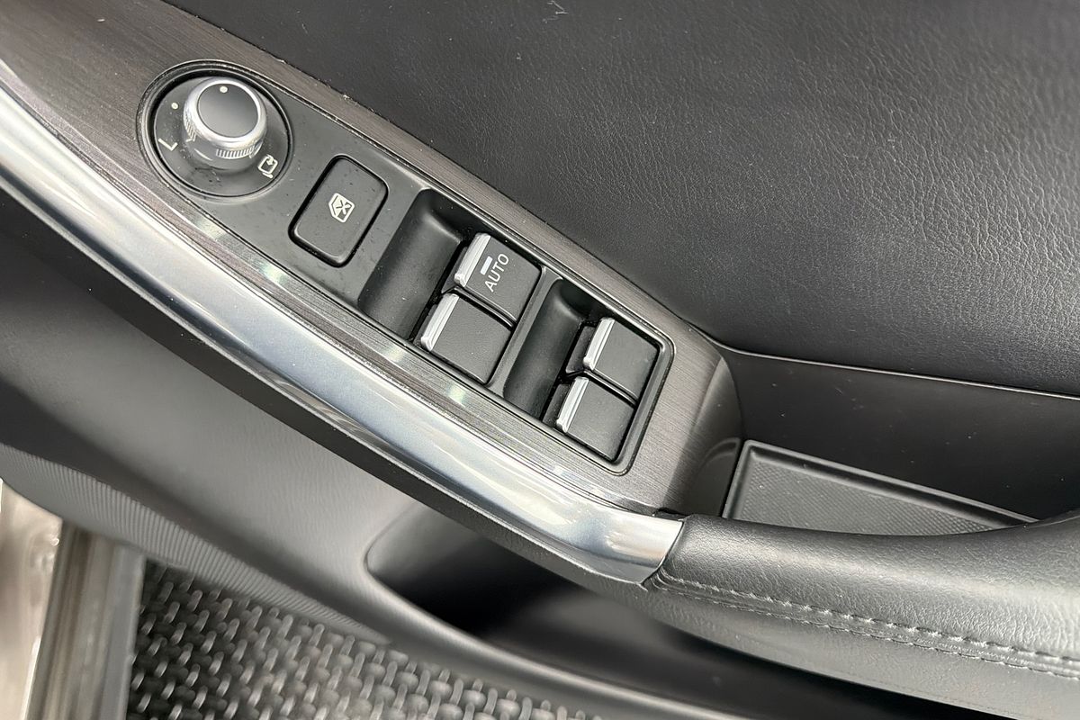 2015 Mazda CX-5 Grand Touring KE Series 2