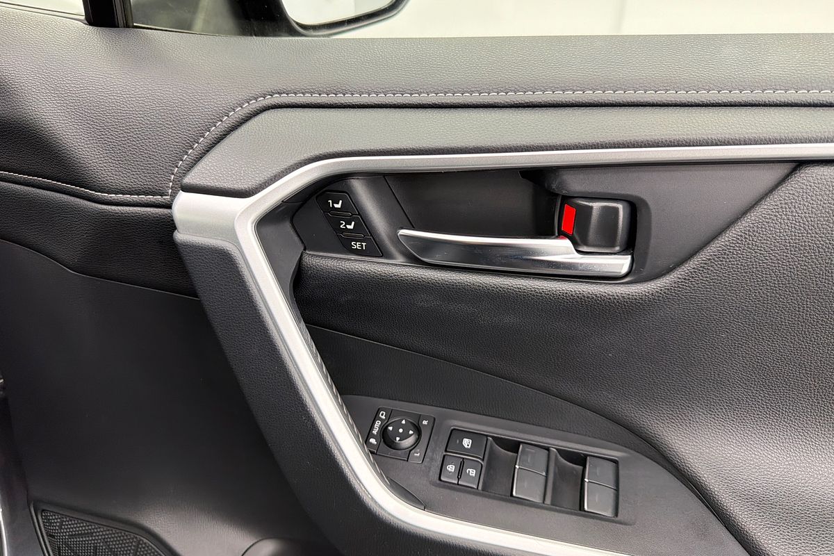 2022 Toyota RAV4 Cruiser AXAH54R