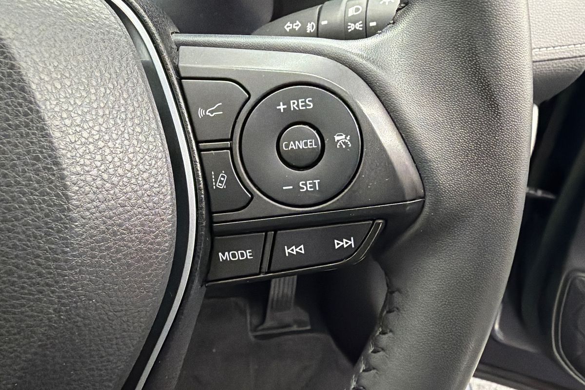 2022 Toyota RAV4 Cruiser AXAH54R