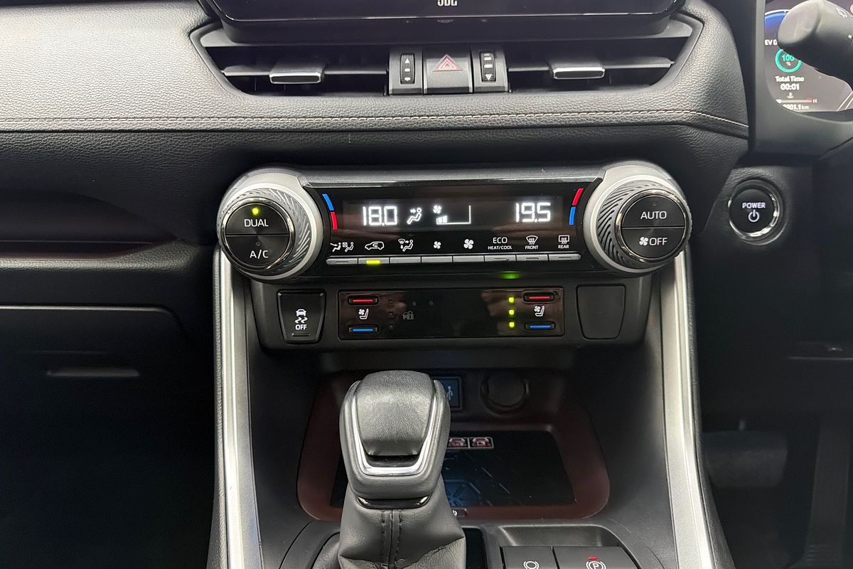 2022 Toyota RAV4 Cruiser AXAH54R