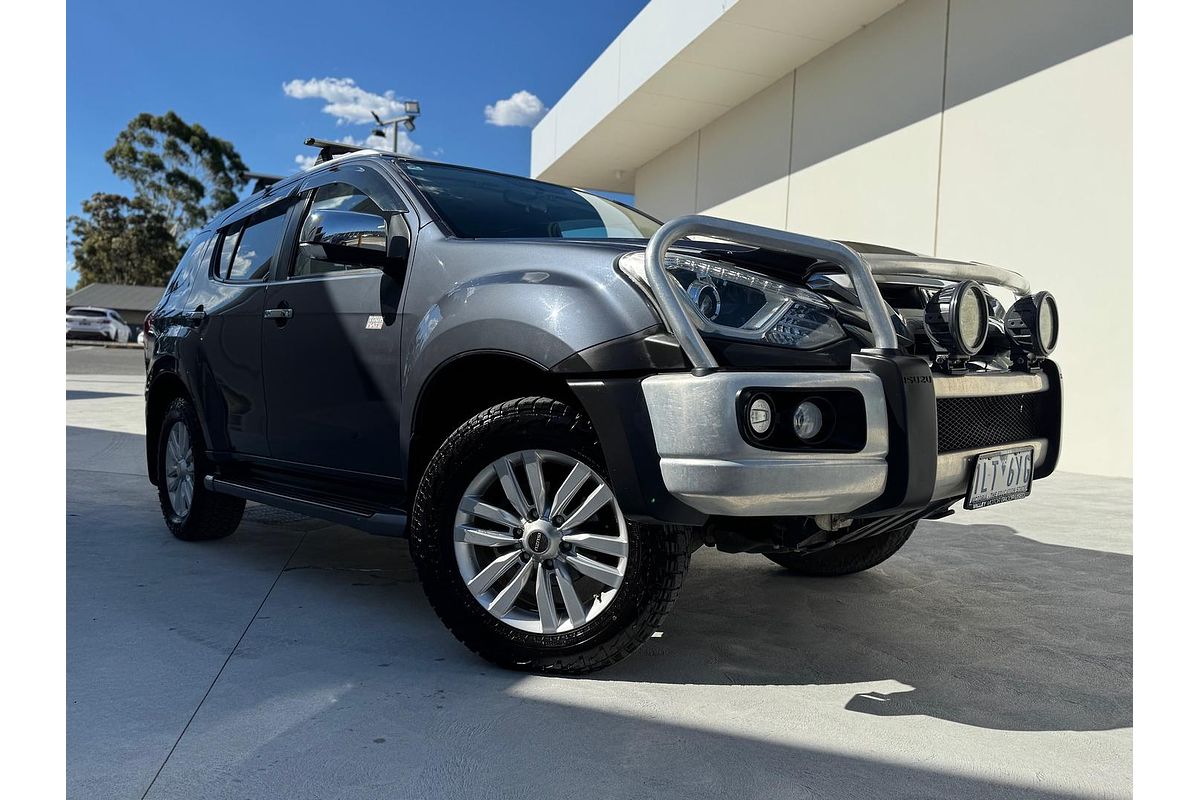 2017 Isuzu MU-X LS-T