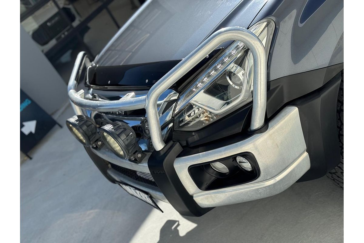 2017 Isuzu MU-X LS-T