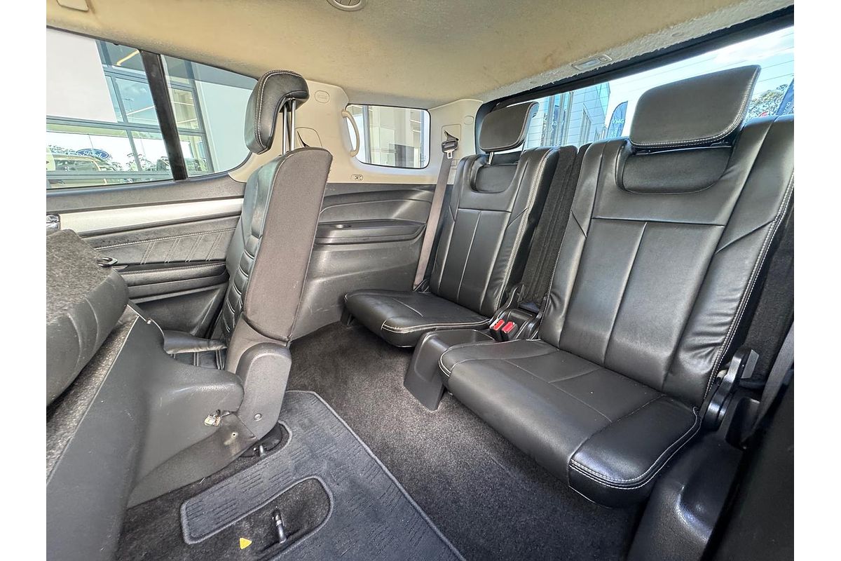 2017 Isuzu MU-X LS-T