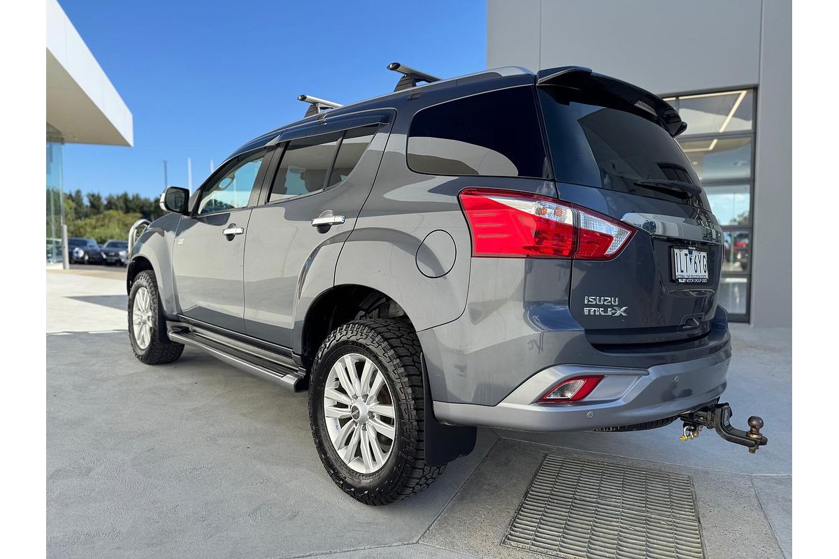 2017 Isuzu MU-X LS-T
