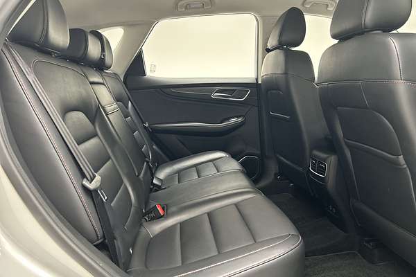 2022 MG HS Vibe SAS23 thumb-11