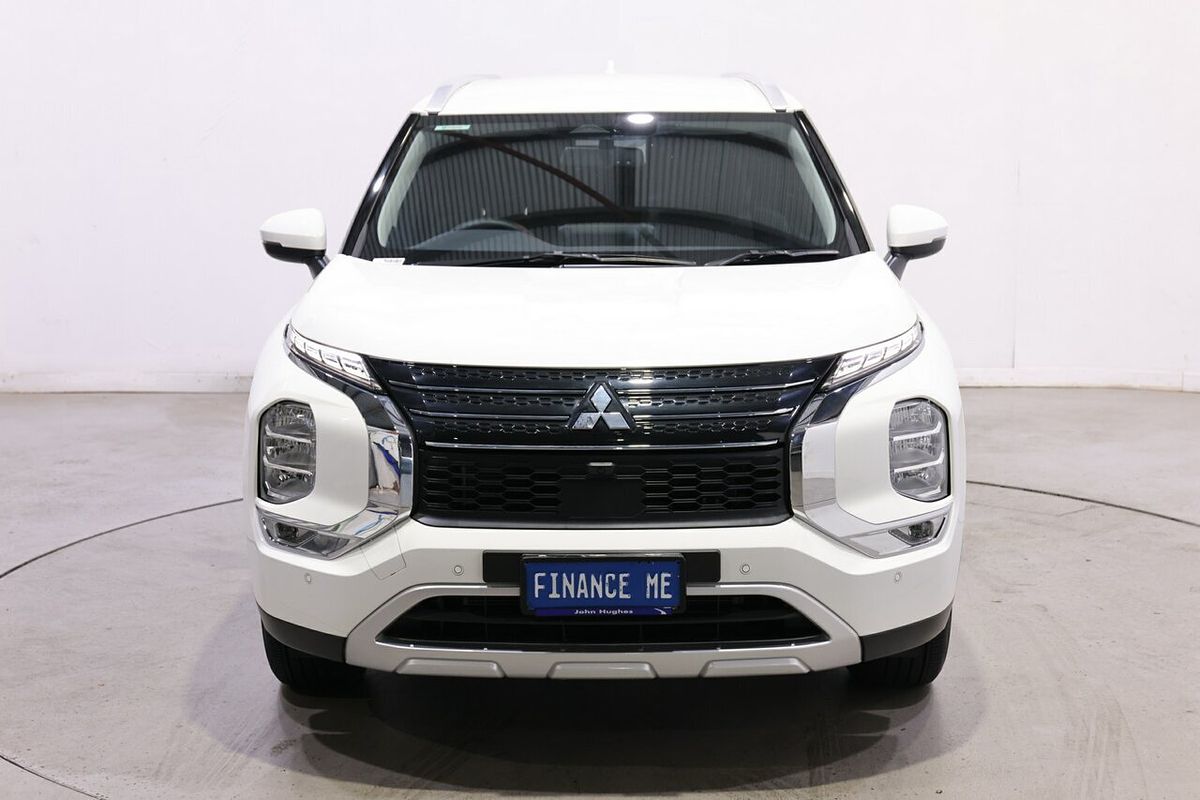 2025 Mitsubishi Outlander LS ZM