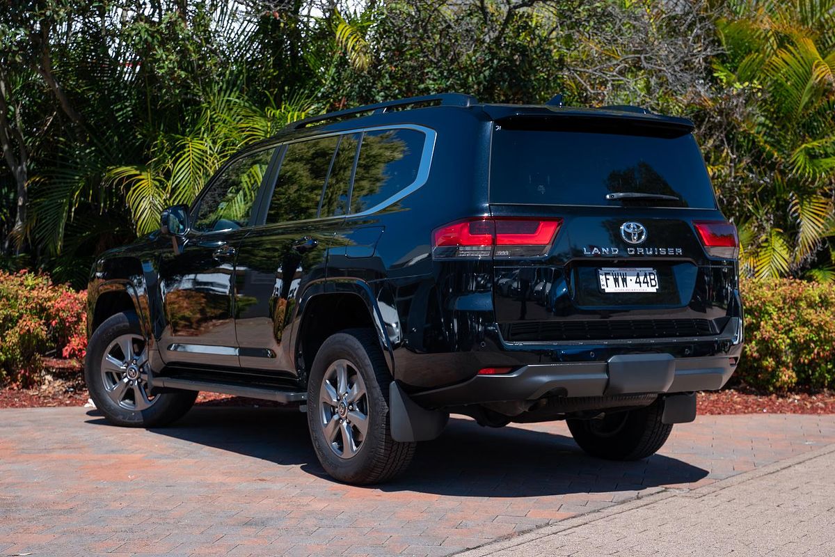 2022 Toyota Landcruiser VX FJA300R