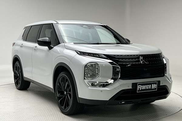 2023 Mitsubishi Outlander LS Black Edition ZM thumb-0