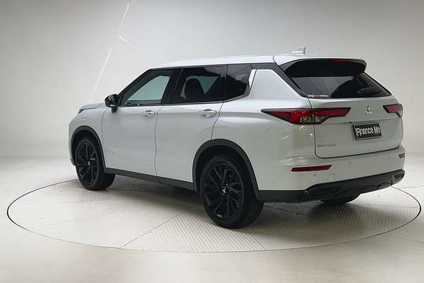 2023 Mitsubishi Outlander LS Black Edition ZM thumb-5
