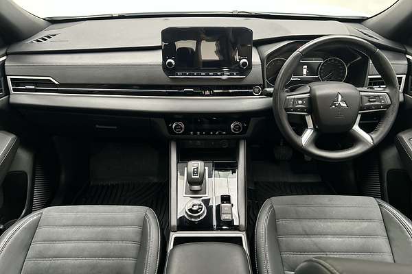 2023 Mitsubishi Outlander LS Black Edition ZM thumb-19