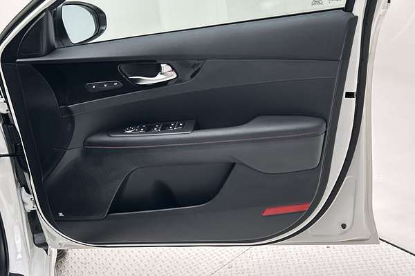 2024 Kia Cerato GT BD thumb-18