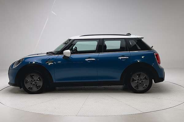 2022 MINI Hatch Cooper Classic F55 LCI-2 thumb-4