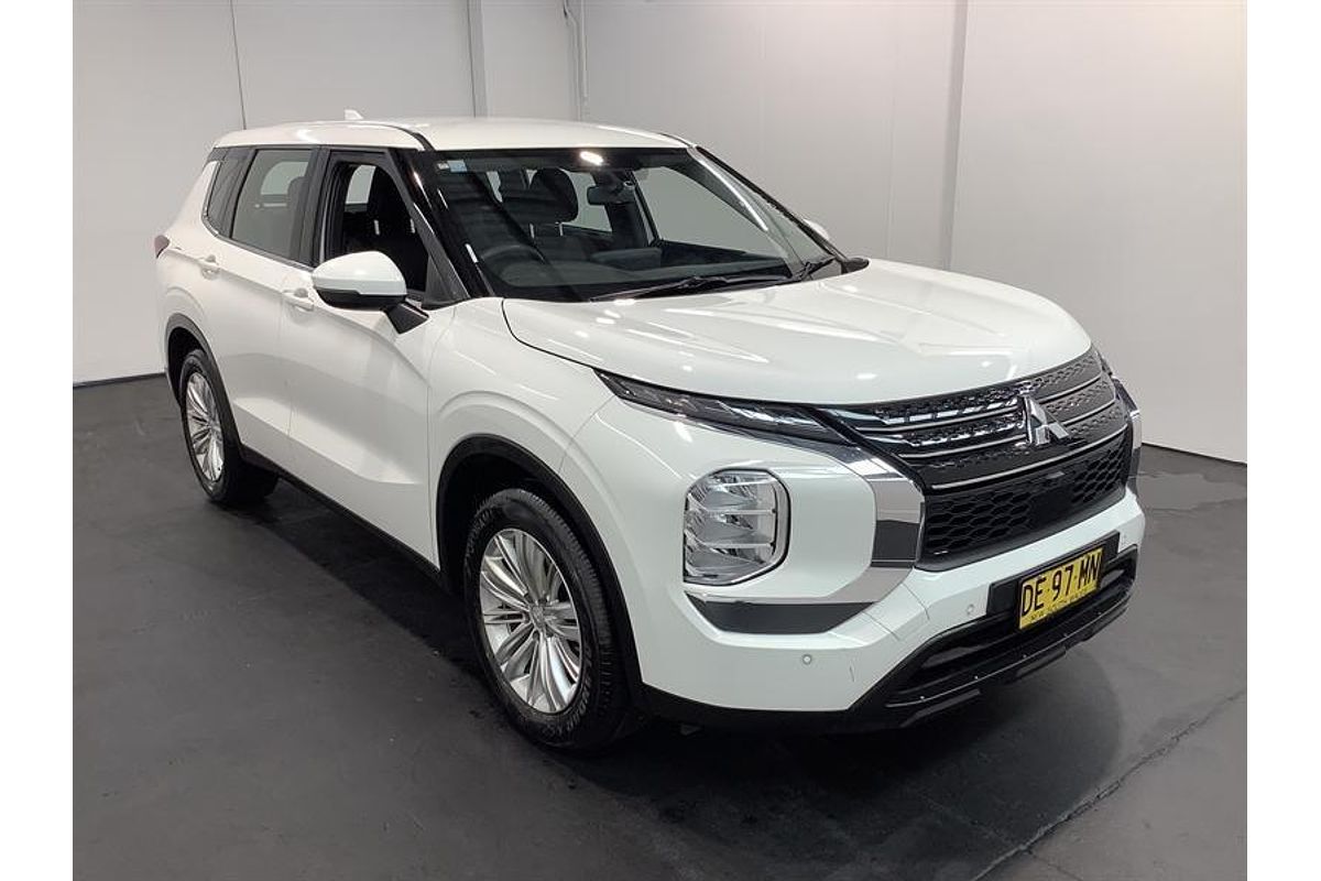 2021 Mitsubishi Outlander ES ZM