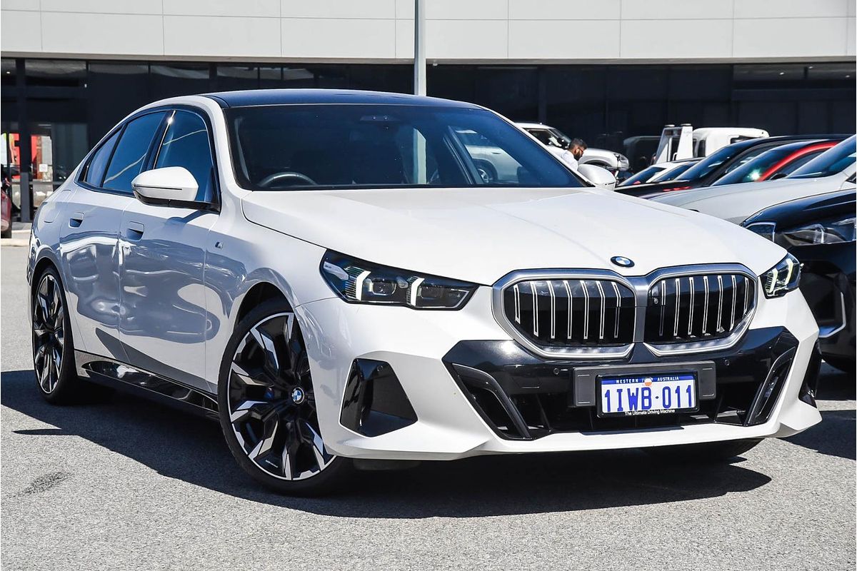 2023 BMW 5 Series 520i M Sport G60