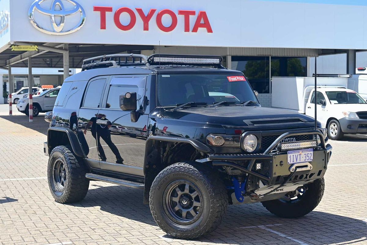 2012 Toyota FJ Cruiser GSJ15R