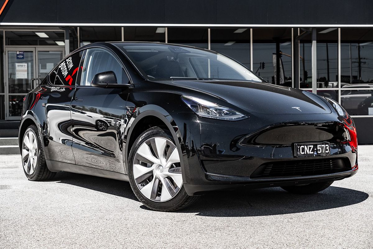 2023 Tesla Model Y Rear-Wheel Drive