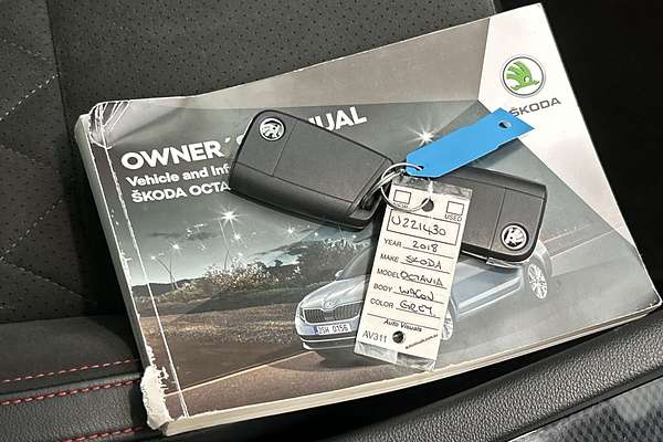 2018 SKODA Octavia RS 245 NE thumb-22