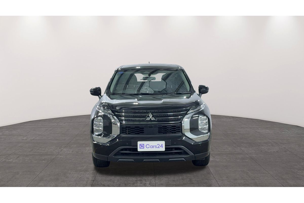 2022 Mitsubishi Outlander ES ZM