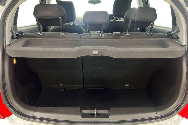 2016 Holden Spark LS MP thumb-11