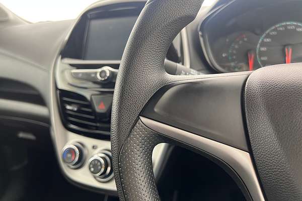 2016 Holden Spark LS MP thumb-15