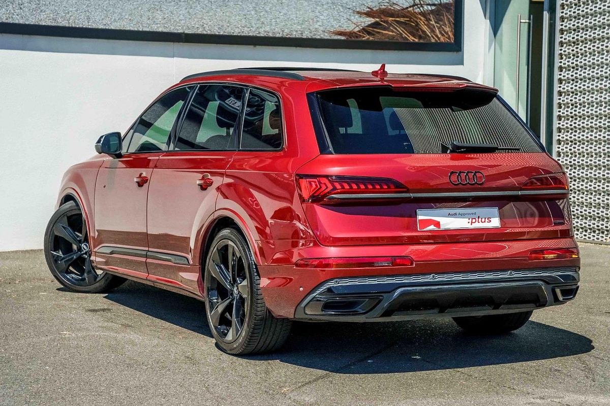 2021 Audi Q7 50 TDI S line 4M