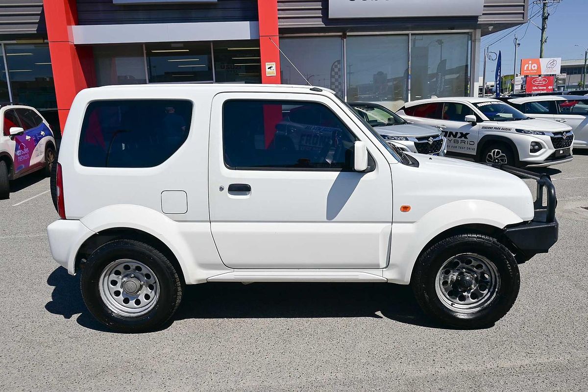 2009 Suzuki Jimny JX SN413 T6